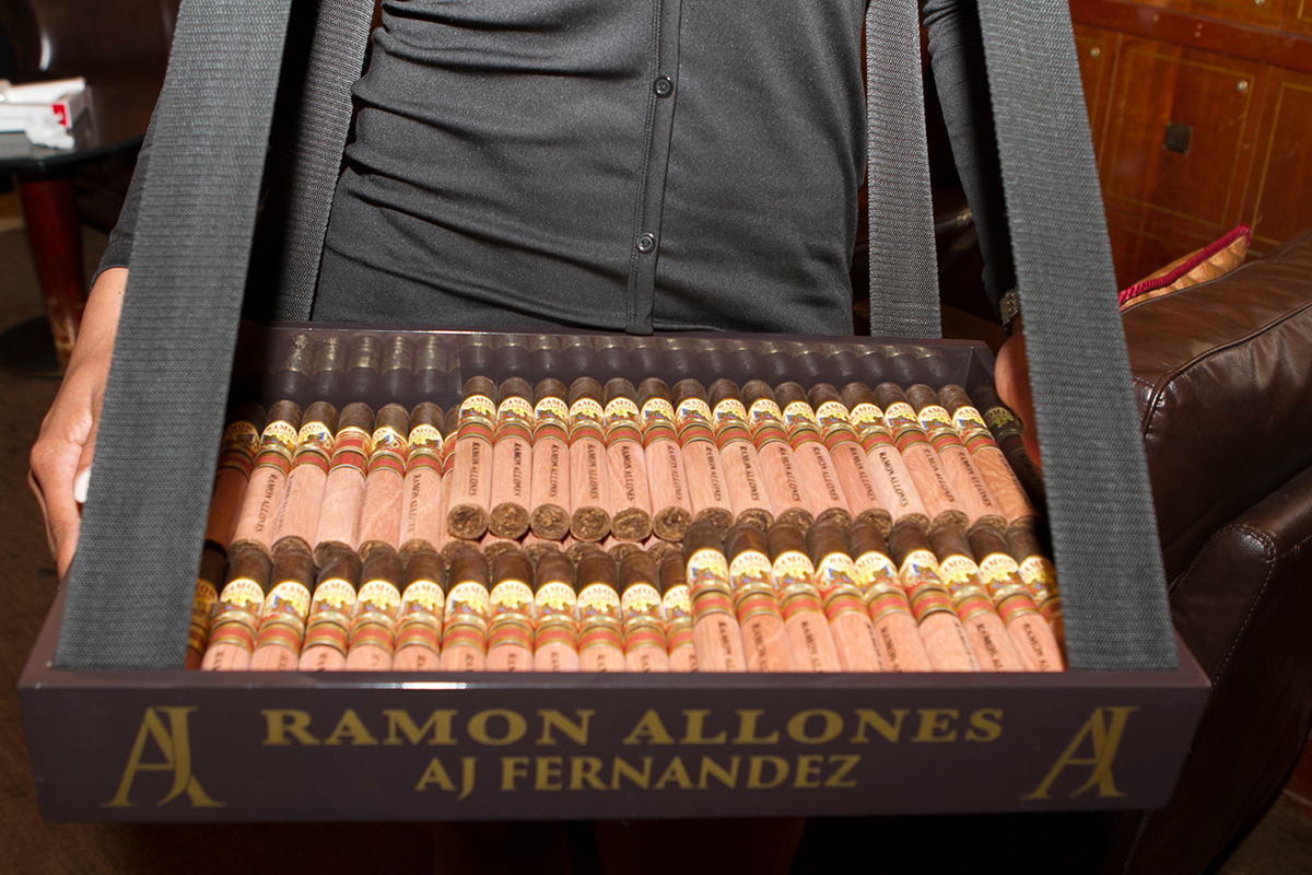 aj-fernandez-club-mac-blog-3-1200