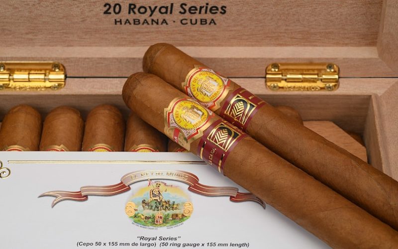 Novo Charuto El Rey Del Mundo, Regional Por Larrañaga e Cohiba estreiam em Chipre