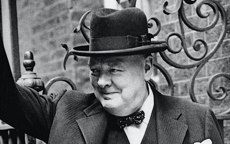 Dois charutos Romeu e Julieta de Winston Churchill são vendidos por milhares de dólares