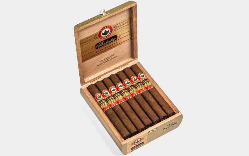 O 2018 TAA Exclusive de Joya de Nicaragua é um novo tamanho de Antaño Gran Reserva