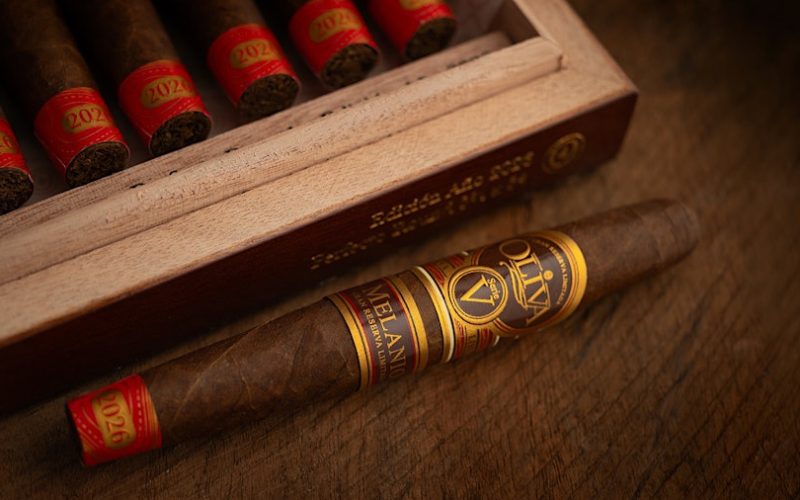 Oliva lança Perfecto, feito com tabacos de safras excepcionais.